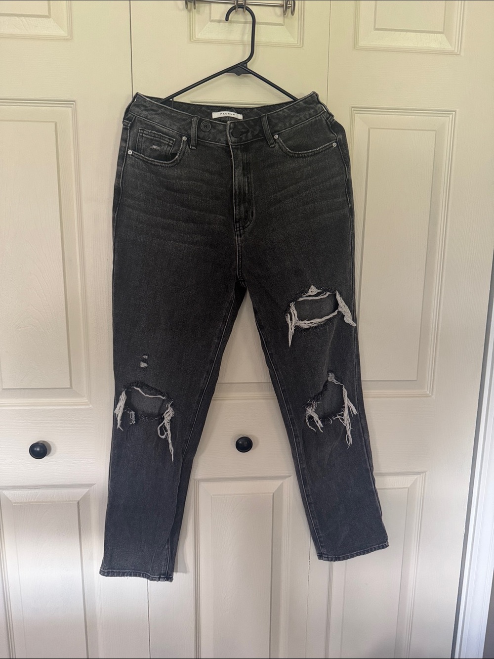 Pacsun Black Mom Jean Size 28
